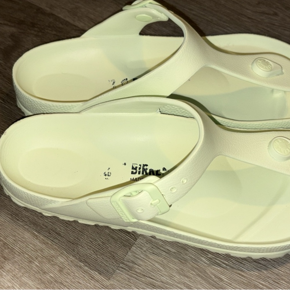 Birkenstock Unisex EVA Thong Sandals in Pale Yellow-Cream